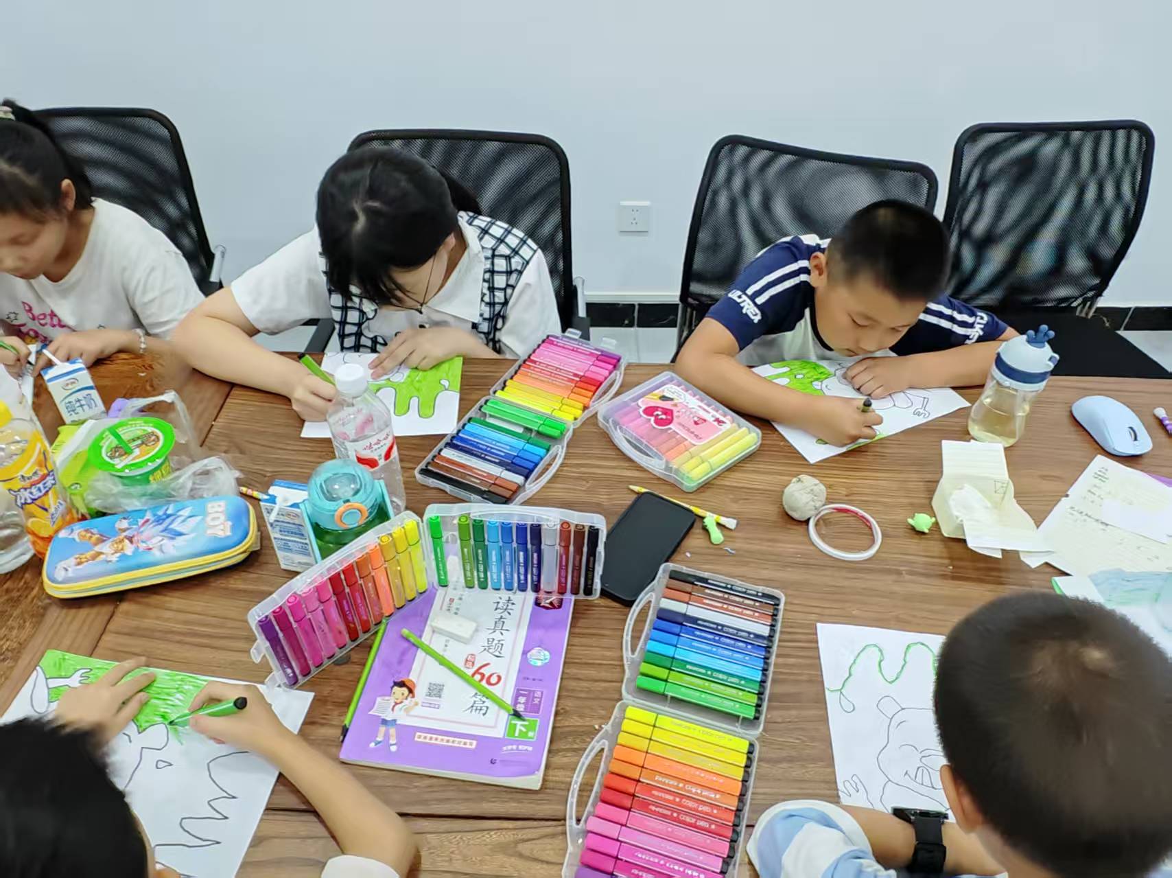 創意繪畫.jpg 創意繪畫.jpg